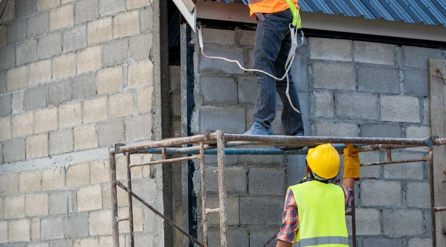 Professional New roof installation in Avenal, CA